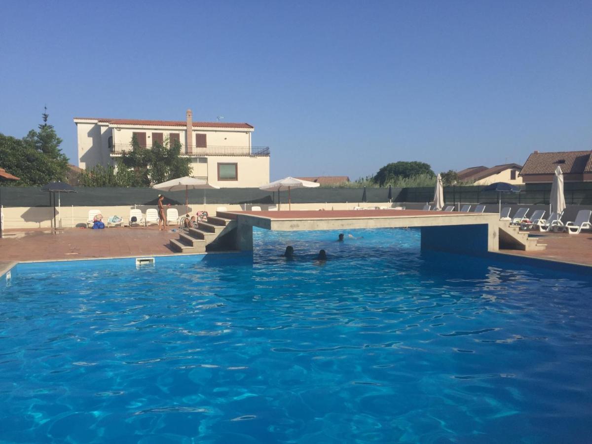 Elegant Apartment In Residence With Pool Acireale Kültér fotó