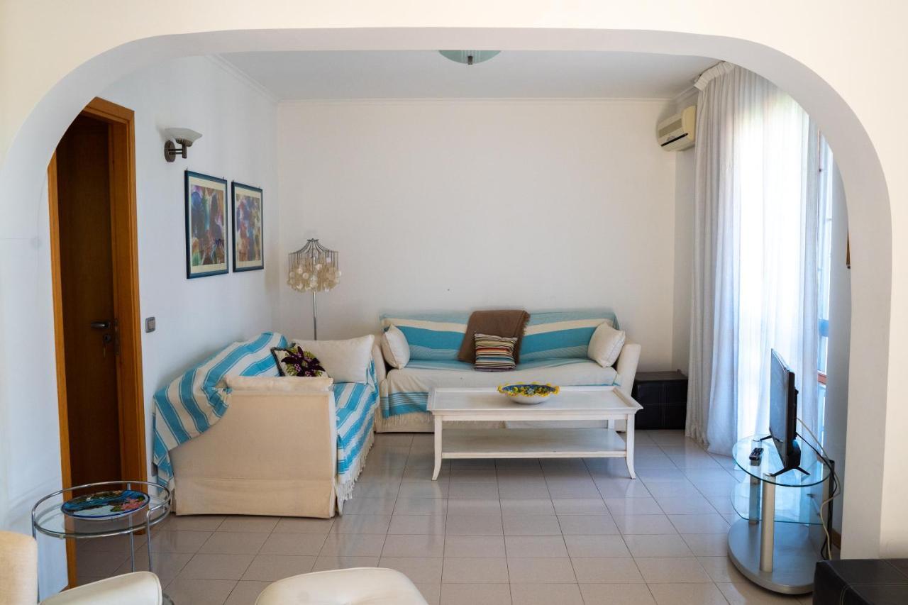 Elegant Apartment In Residence With Pool Acireale Kültér fotó
